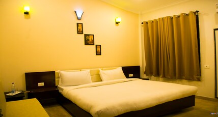 La Bellevue Room Type - Premium Room