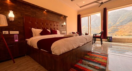 The Kempty Fall Resort Room Type - King room with mountain view