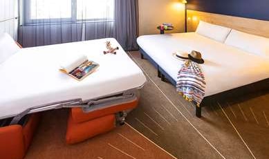 ibis Styles Paris 16 Boulogne Room Type - Standard family suite with 1 double bed and 1 sofa for 2 ibis Styles Paris 16 Boulogne Room Type - Standard family suite with 1 double bed and 1 sofa for 2