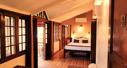 Hotel Mount View Heritage Room Type - Deluxe Triple Room with Verandah (1 Double + 1 Single Bed)