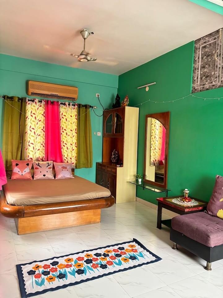 Hideaway|| 2 Bedroom Entire rental unit | By Amrapali Bose - Tap to explore photos