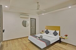 Townhouse Jp Grand Near Mayapuri Chowk