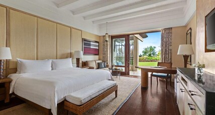 Shangri-La's Boracay Resort & Spa Room Type - Deluxe Room - King