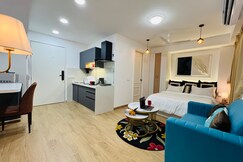 Airport Aura 5Min Walk to Airport