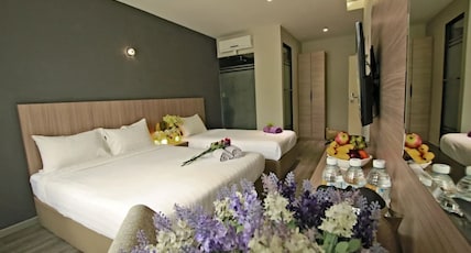 Hotel 99 Pudu Room Type - Deluxe Family with Window Hotel 99 Pudu Room Type - Deluxe Family with Window