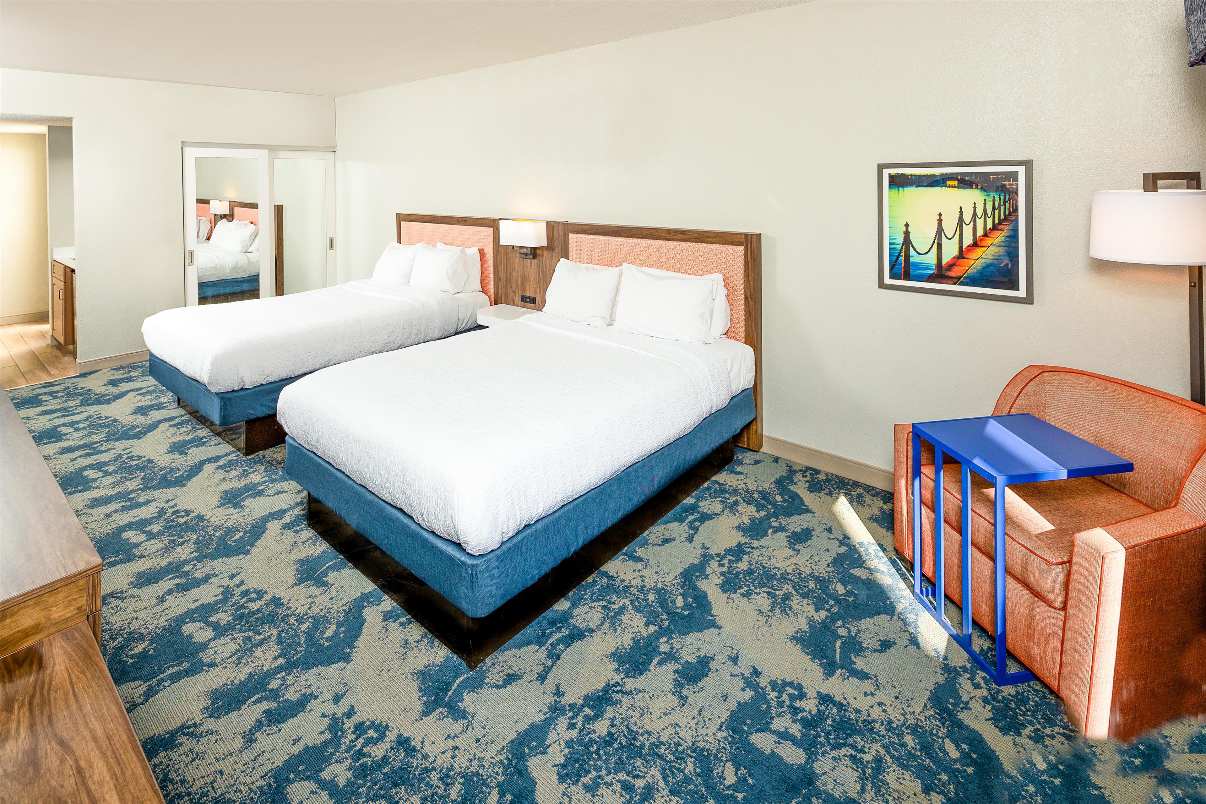 Hampton Inn & Suites by Hilton St. Augustine-Vilano Beach - Tap to explore photos