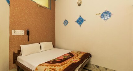 Hotel Sachdeva Palace Room Type - Standard Air cooled  Room