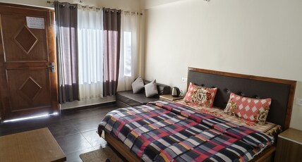 Naina Bird Cottage Room Type - Bedroom 1
