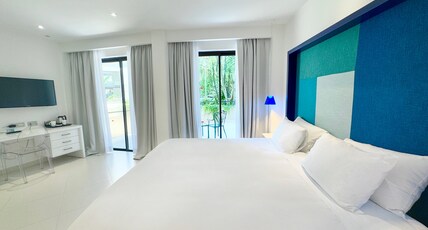 Hilton Sorrento Palace Room Type - KING ACCESSIBLE ROOM