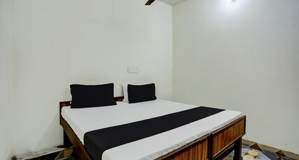 Hotel O by OYO Swagat Room Type - Classic