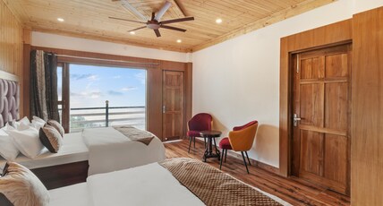 Classic Hills Villa Room Type - Family Room