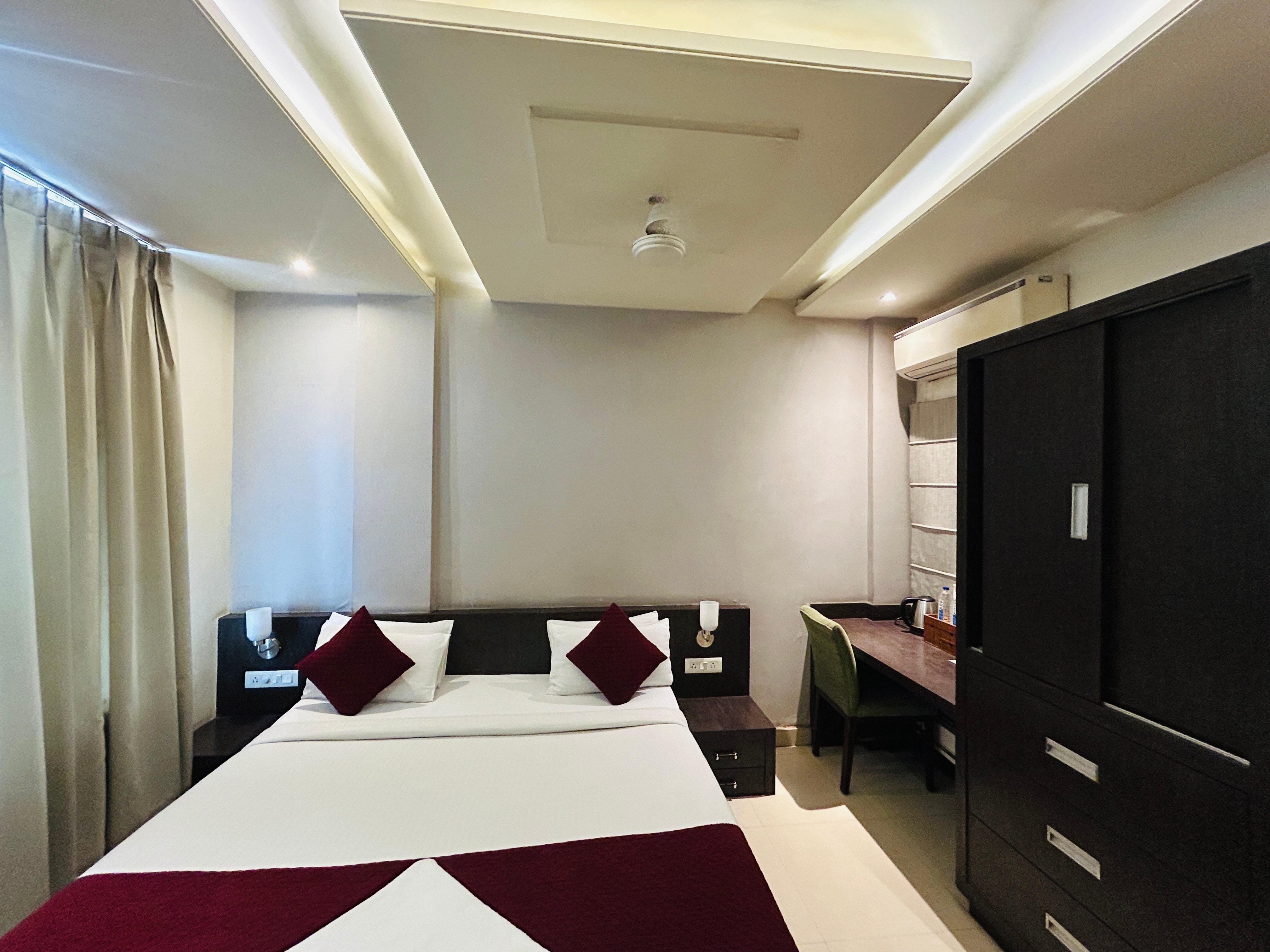 HOTEL MANISHA INTERNATIONAL - Tap to explore photos
