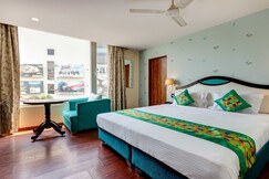 Treebo Blak & Wite RK Beach