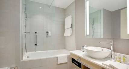 Hilton Garden Inn Budapest City Centre Room Type - TWIN ROOM