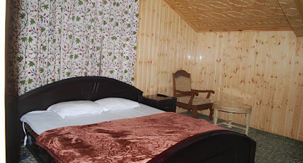 Hotel The Kashmir Room Type - double deluxe with bath tub