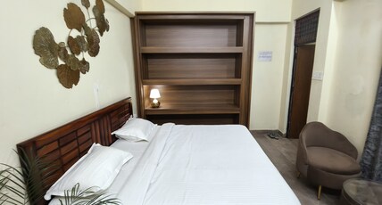 Amara Homestays Room Type - Deluxe Double Room II