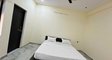 Spot On HOTEL DIVINE Room Type - Classic