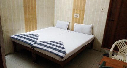 Hotel Sriram Lodge Room Type - Double room non a/c
