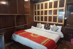 Nikunj Guest House Nainital | Rooms & Wi-Fi