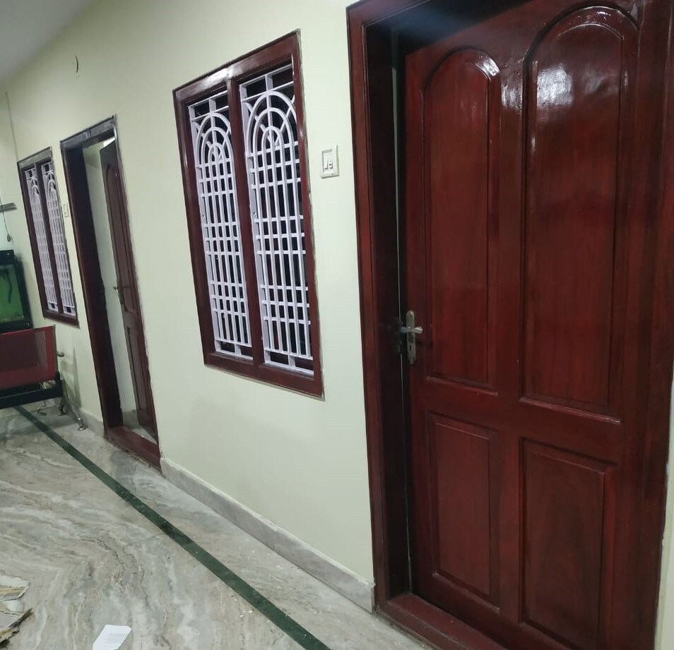 SIVA BALAJI RESIDENCY AC - Tap to explore photos