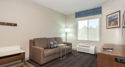Hampton Inn & Suites Flagstaff Room Type - 1KG MOB HEA ACC TUB STE NS