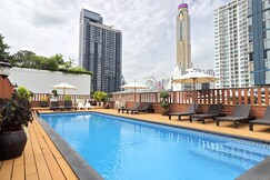 True Siam Rangnam Hotel
