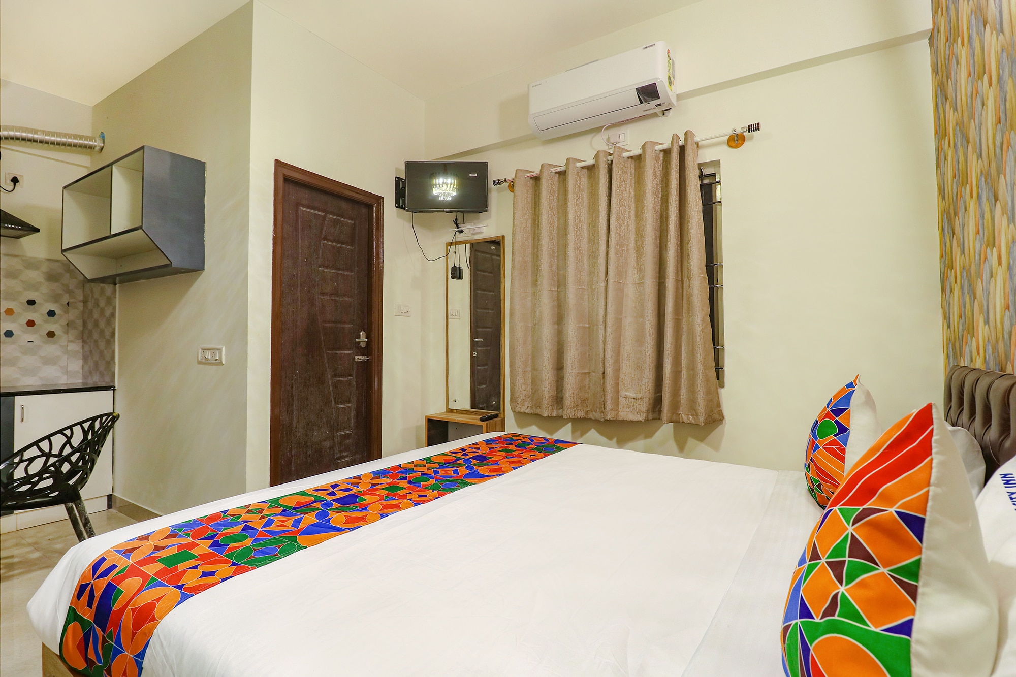 FabHotel E City Inn - 3 Km from Infosys Campus - Tap to explore photos