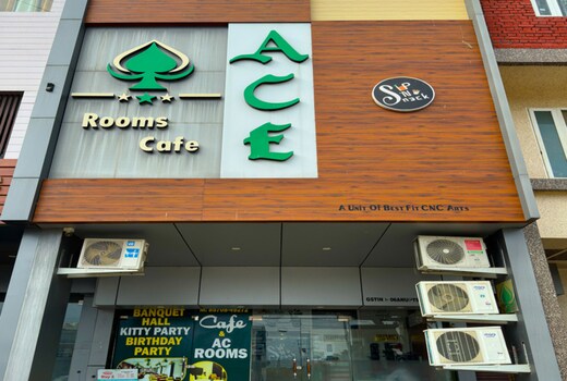Hotel Ace