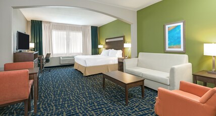 Holiday Inn Express Hotel and Suites Monahans I-20 Room Type - 2 Queen Beds Suite Comm Access Sofa Bed