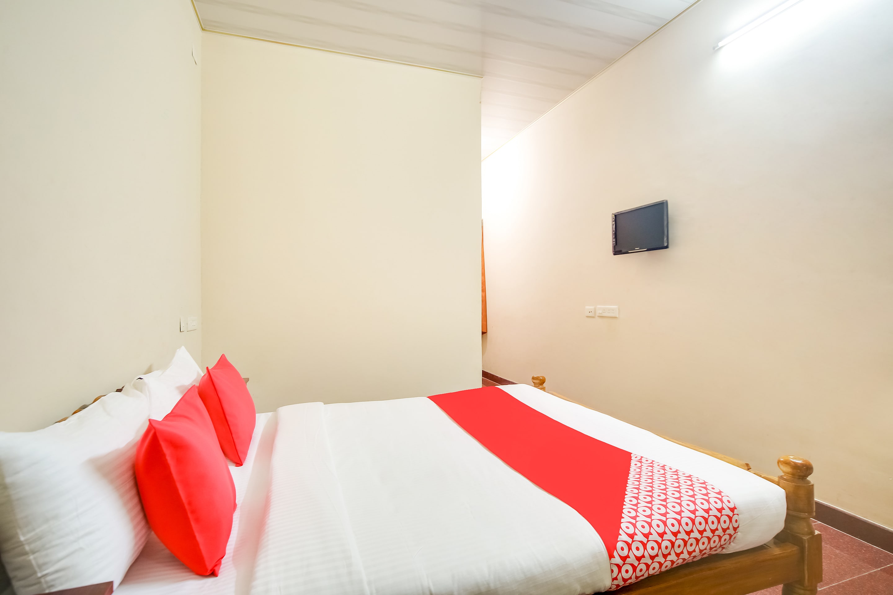 Hotel O Adhiram - Tap to explore photos