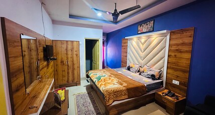 Vatika Hotel  Room Type - Deluxe AC Room