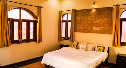 Hotel Vamdev Fort Room Type - Deluxe Room