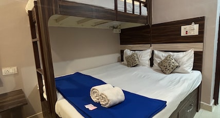 SHINE STAR BNB HOMESTAY Room Type - Triple bed room with separate washroom