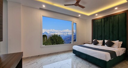 Hotel Luxe Vista Room Type - King Room With Mountain View