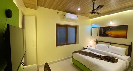 Hotel Satshree Kothi Room Type - Super Delux Room