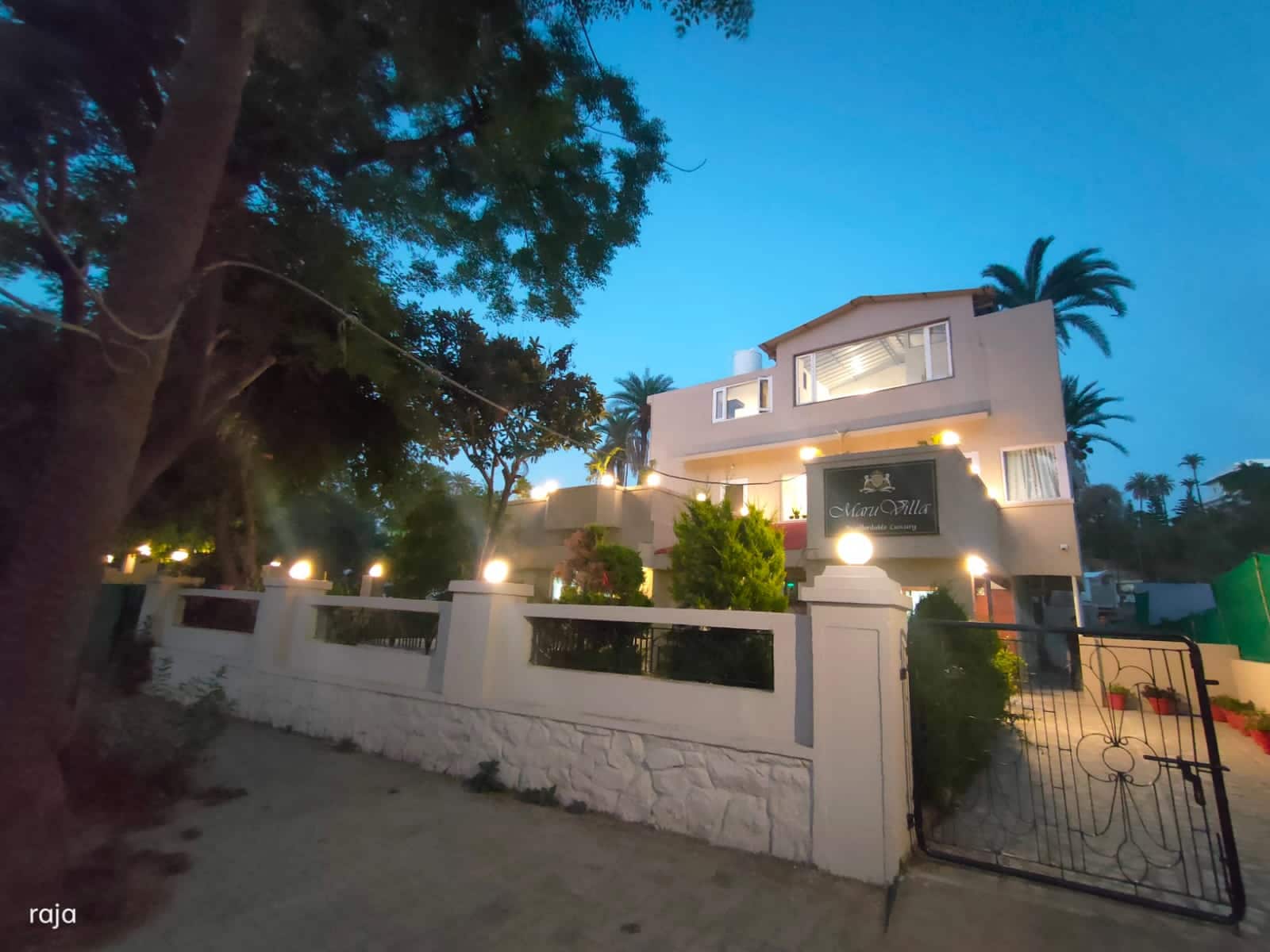 Maru Villa ( Only For Couple and Family ) - Tap to explore photos