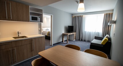 Holiday Inn Express AARBURG - OFTRINGEN Room Type - 1 Queen Suite Sofa Bed with Free Breakfast