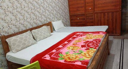 Radha Rani HomeStay Ayodhya Room Type - Bedroom 4