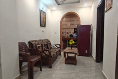 Rooms of Paradise Villa : Lord Krishna Inns
