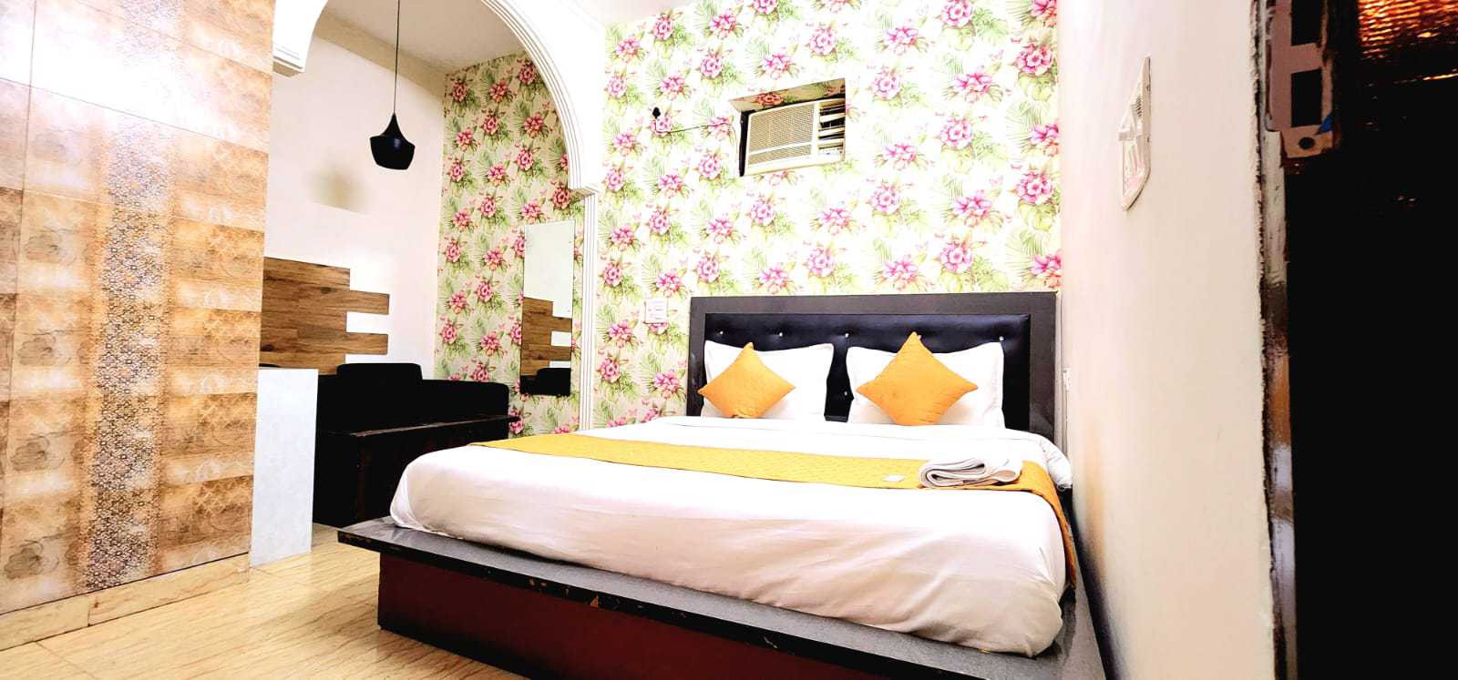 Hotel O Cloud - Tap to explore photos