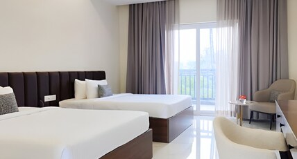 FIREFOX HOTEL AND RESORT Room Type - Double Queen Bed Room with Garden View FIREFOX HOTEL AND RESORT Room Type - Double Queen Bed Room with Garden View