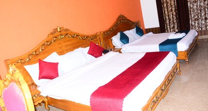 Shiv Vishram Garh Room Type - AC Four Person Bed Room