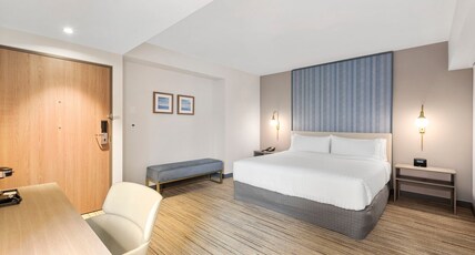 Holiday Inn Express Lima San Isidro Room Type - 1 King Bed Standard Accesible
