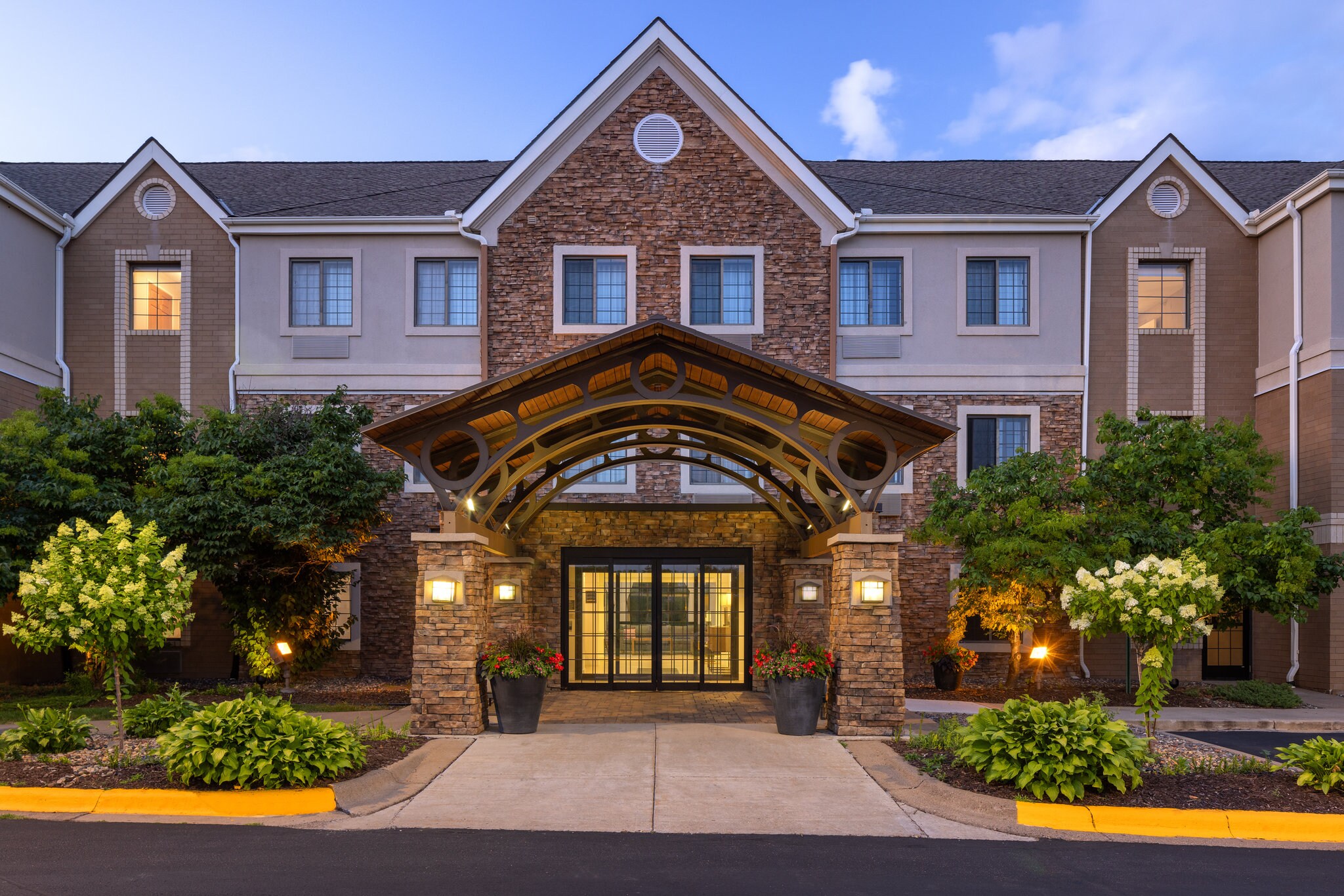Staybridge Suites Minneapolis-Maple Grove - Tap to explore photos