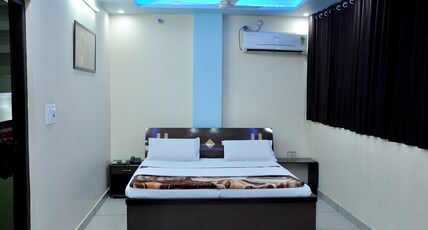 Hotel Sheraton gold inn Room Type - SUITE AC ROOM