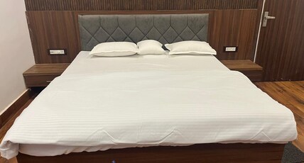 Hotel Sawariya Room Type - Standard Double AC