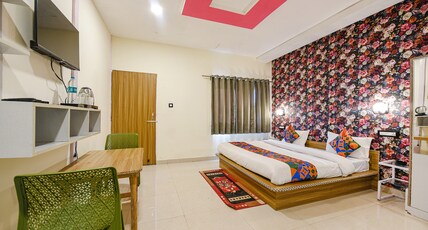 FabHotel Sizzling Resort & Adventure - Nr. Main Market Room Type - Deluxe Room