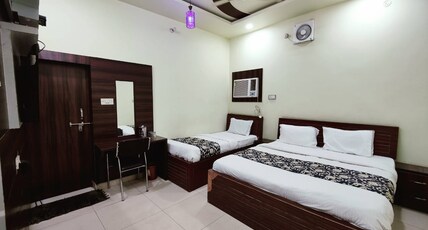 Hotel Vrindavan Palace Room Type - Standard Triple Bed AC Room