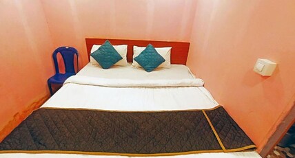 Honnavar Kingdom Comfort Room Type - Budget Double AC