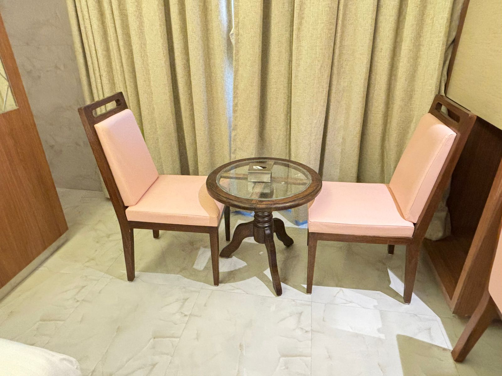 Hotel Imperial Suites - Navi Mumbai - Tap to explore photos